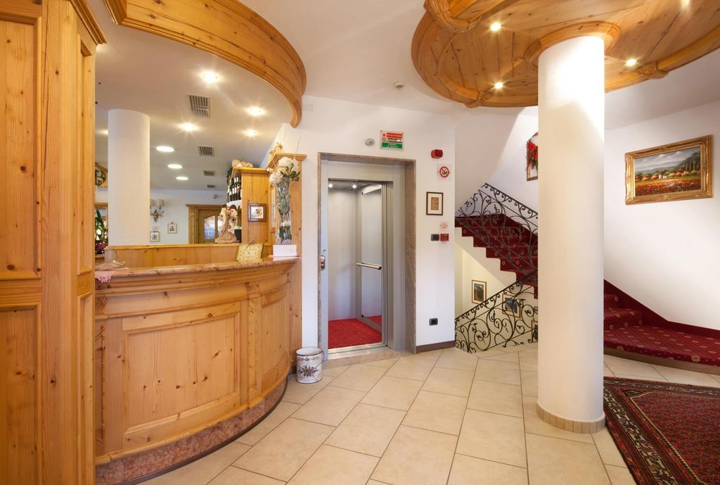 Hotel Garni Laura Arabba Εξωτερικό φωτογραφία